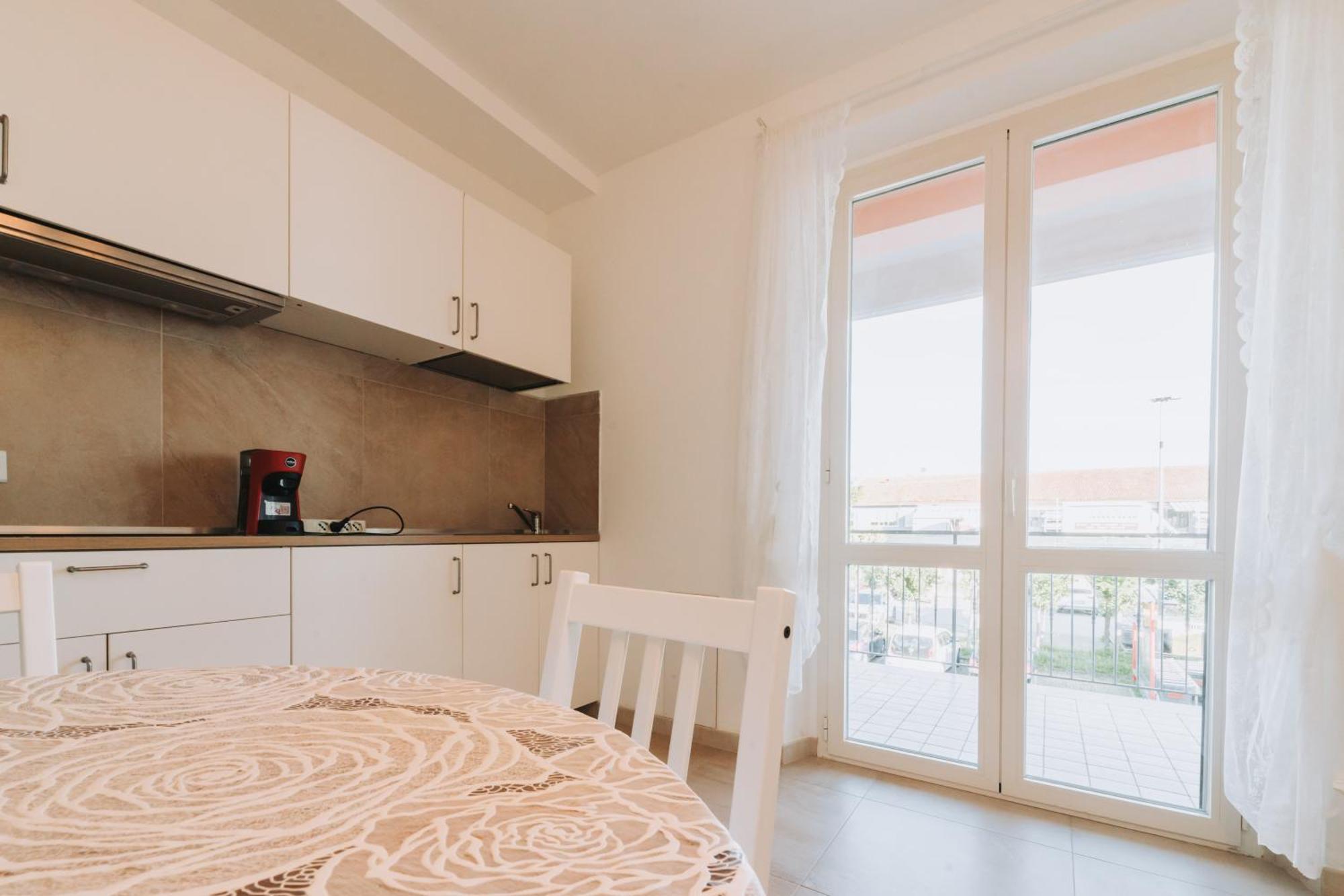 Rediesis Apartments Камерано Екстериор снимка
